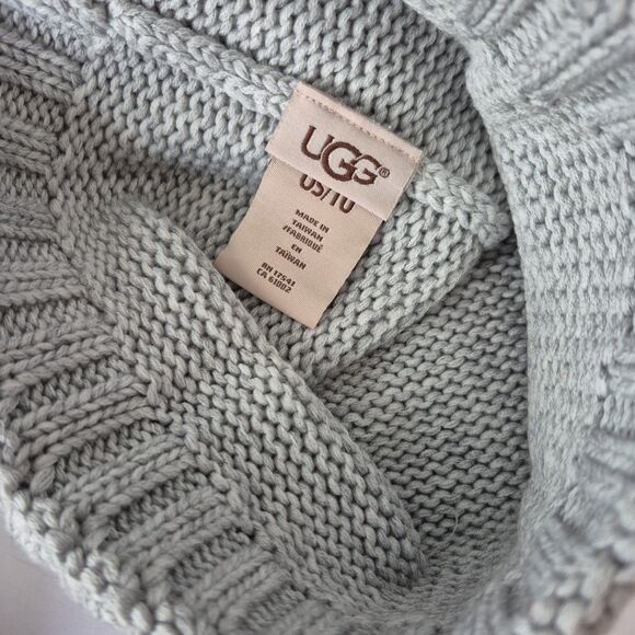 Ugg Gray Heather Wool Blend Pom Pom Logo Winter Beanie Hat Womens One Size NWT - Picture 6 of 7